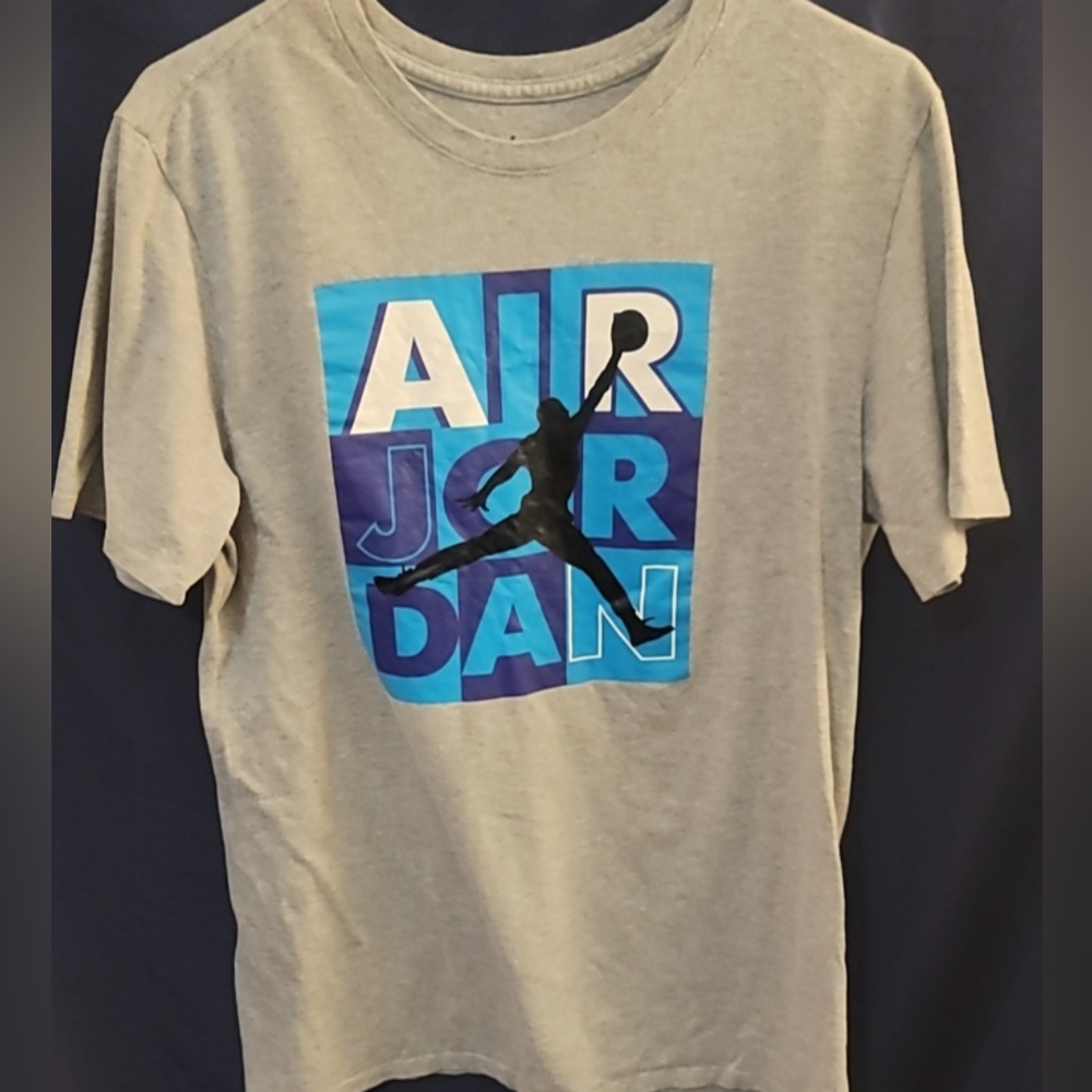 AIR Jordan boys top